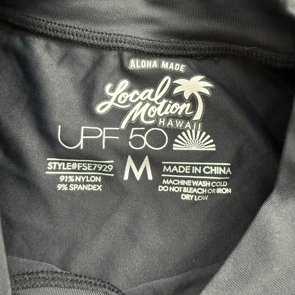 Men's Black Swim Rash Guard - Picture 5 of 5